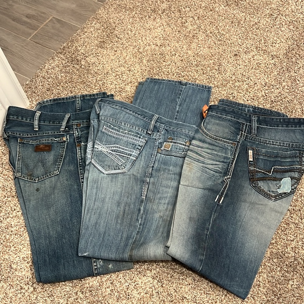 Bundle of 31x34 work jeans